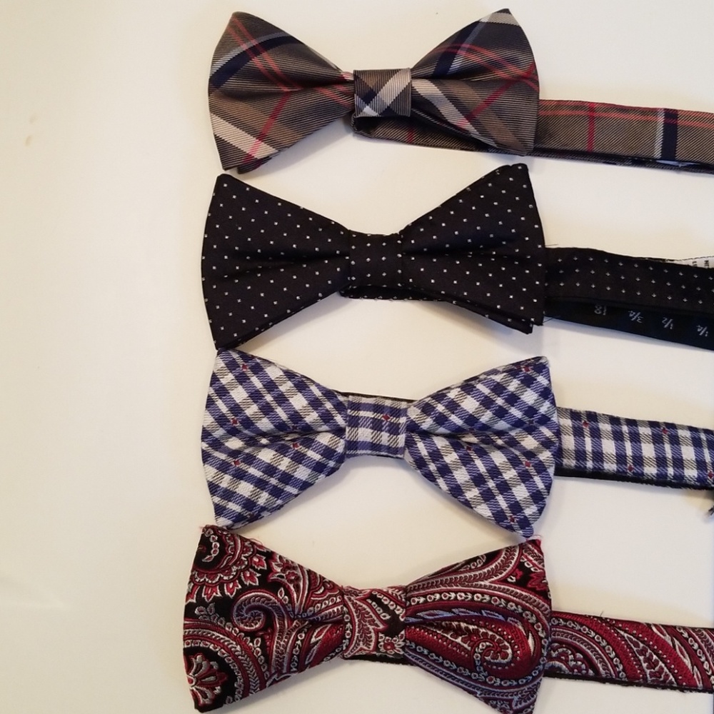 Van Heusen bowtie Bundle of 4